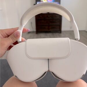 Apple White Sculptural Handbag with Transparent Handle